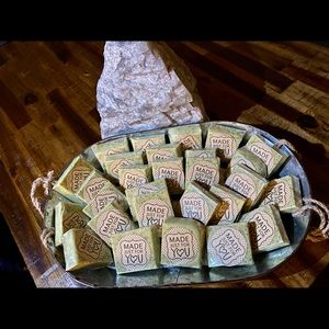 Jabones artesanales , hechos a base de glicerina, manzanilla , menta , caléndula